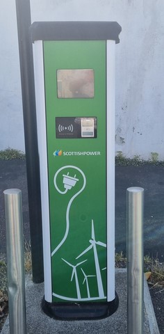 Electric car charging in Honiton